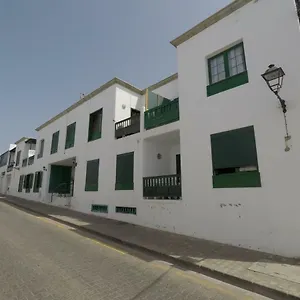 https://apartamento-playa-dorada-playa-blanca-lanzarote.in-canary-islands.com