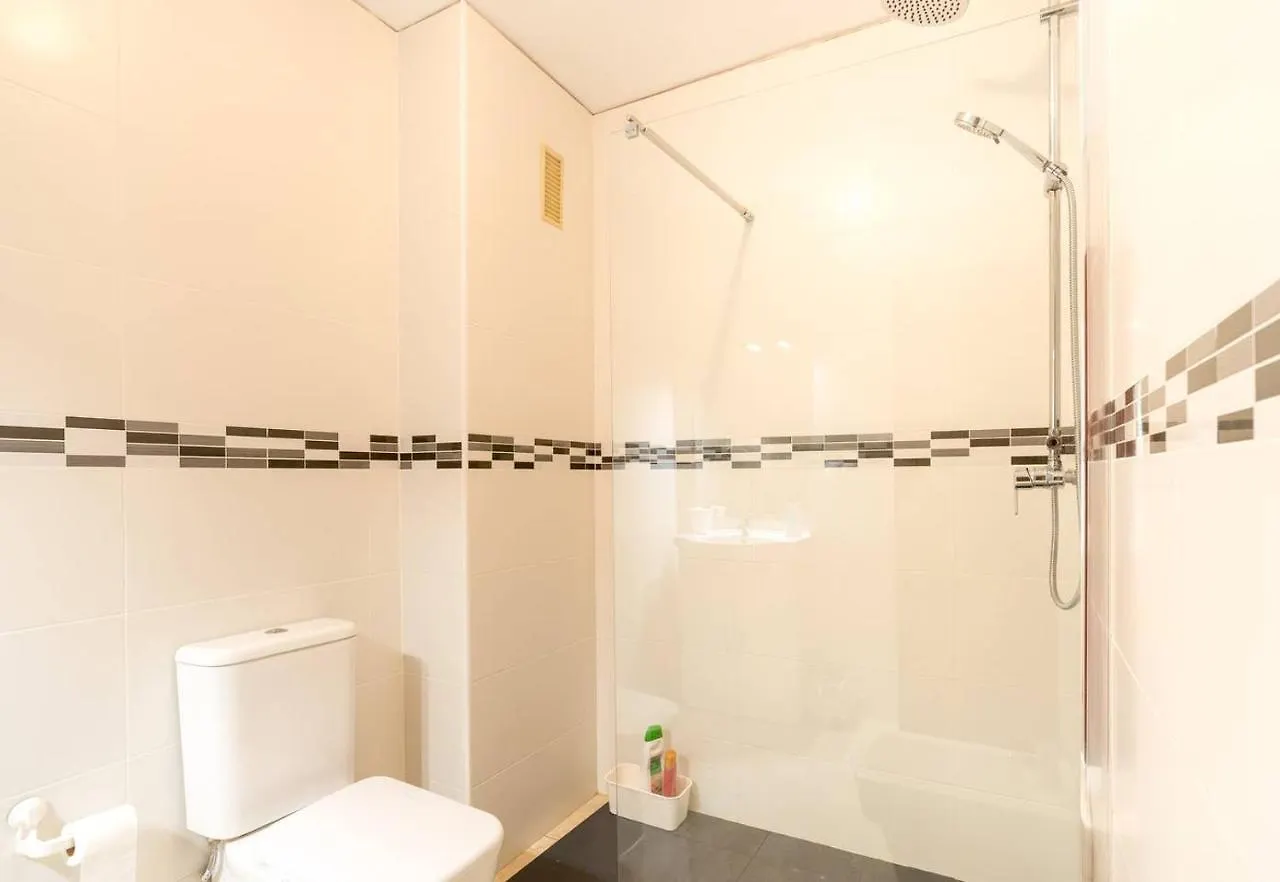 Ferienwohnung House Fata Málaga Privatunterkunft
